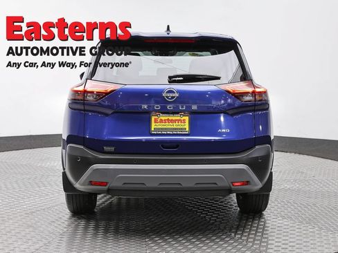 Used 2023 Nissan Rogue S AWD/4WD image 6
