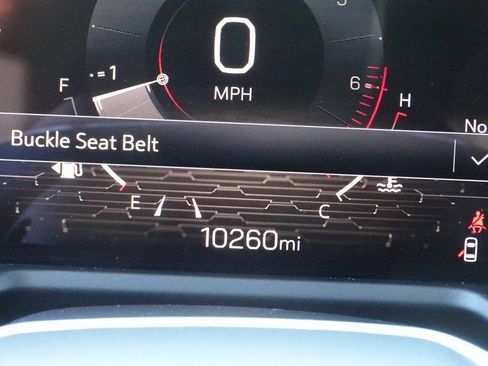 Used 2025 GMC Acadia Elevation image 27