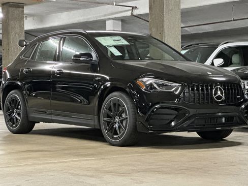 New 2025 Mercedes-Benz GLA 35 AMG 4MATIC image 6