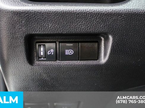 Used 2024 Toyota RAV4 XLE image 29