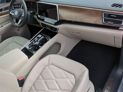 New 2026 Volkswagen Atlas SE image 19