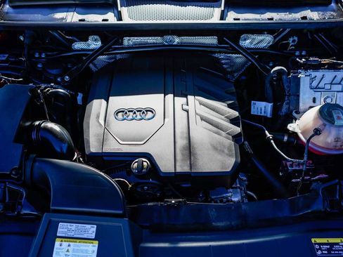 Used 2023 Audi Q5 2.0T Premium w/ Convenience Package image 28