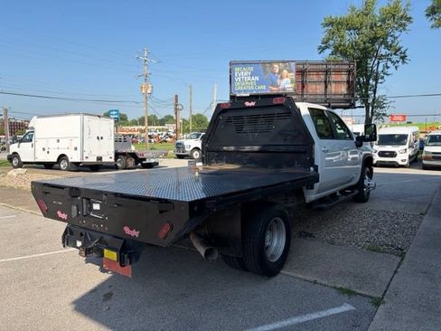 Used 2024 Chevrolet Silverado 3500 LT w/ Convenience Package AWD/4WD image 4