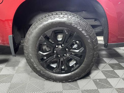 Used 2025 Chevrolet Silverado 1500 LTZ w/ LTZ Premium Package AWD/4WD image 22