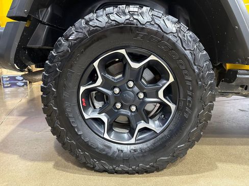 Used 2020 Jeep Wrangler Unlimited Rubicon w/ Quick Order Package 28Y Recon image 38