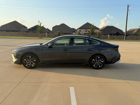 Used 2025 Hyundai Sonata SEL FWD image 8