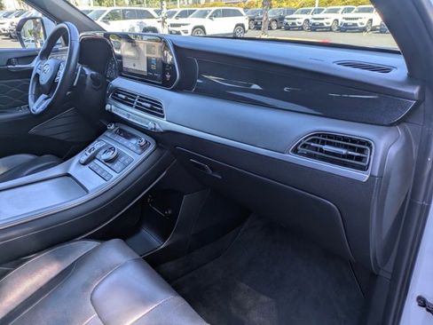 Used 2022 Hyundai Palisade Calligraphy image 22