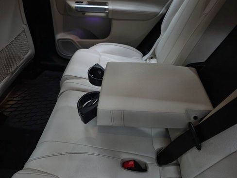 Used 2021 Mercedes-Benz GLB 250 image 17
