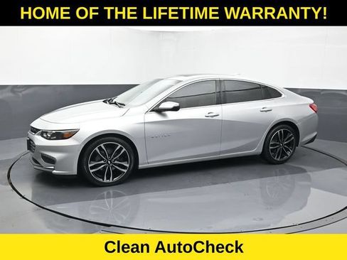 Used 2016 Chevrolet Malibu Premier w/ Driver Confidence Package II FWD image 3