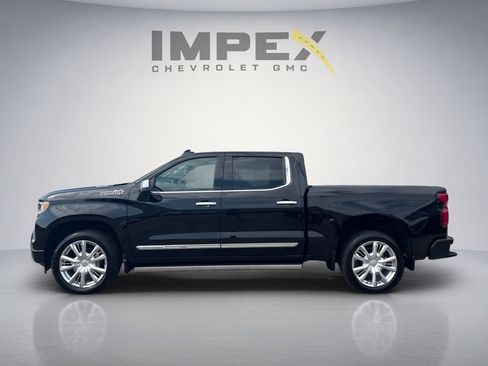 Used 2026 Chevrolet Silverado 1500 High Country AWD/4WD image 2