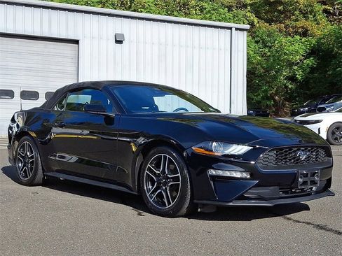 Certified 2023 Ford Mustang Premium image 31