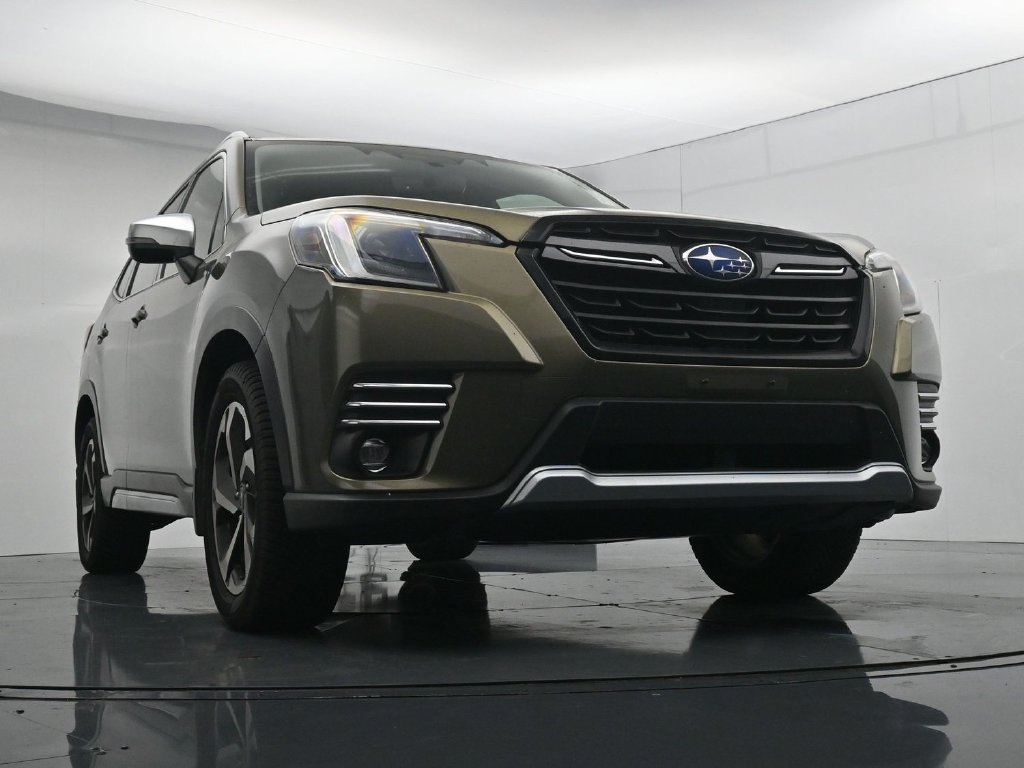 Used 2022 Subaru Forester Touring AWD/4WD image 18