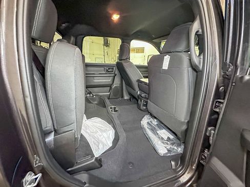 New 2026 RAM 2500 Warlock AWD/4WD image 4