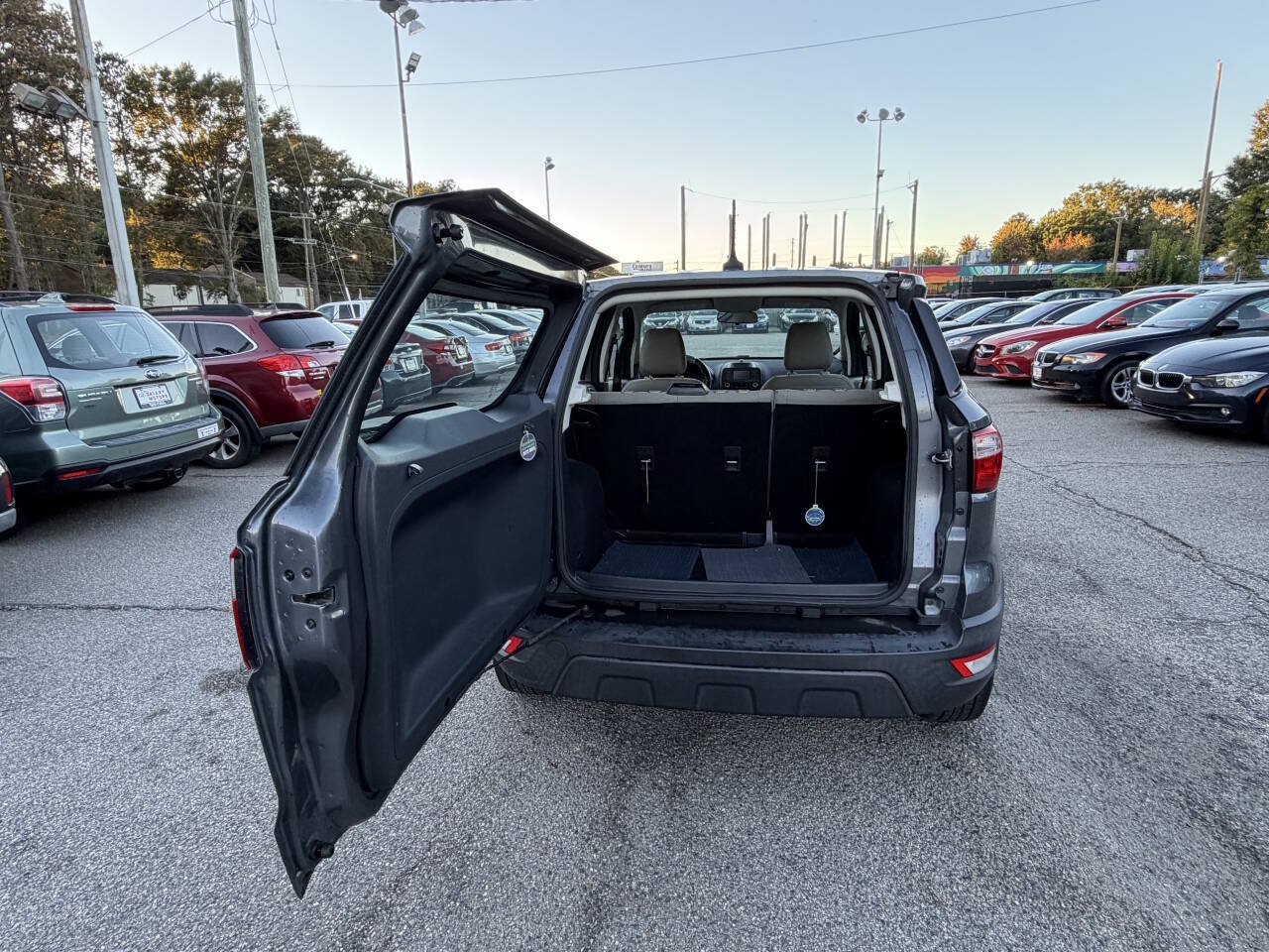 Used 2020 Ford EcoSport S FWD image 19