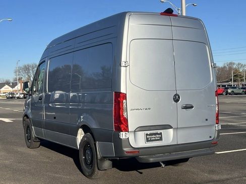 New 2025 Mercedes-Benz Sprinter 2500 image 7