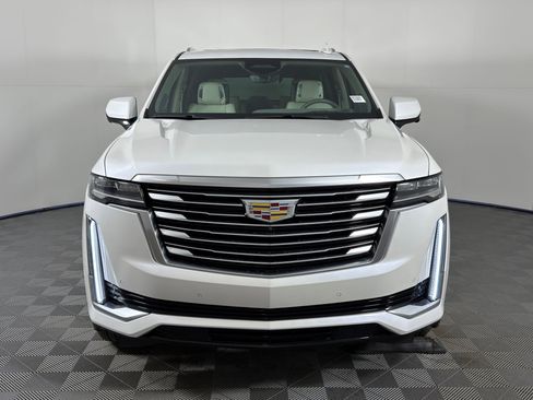 Used 2024 Cadillac Escalade Premium Luxury Platinum image 5