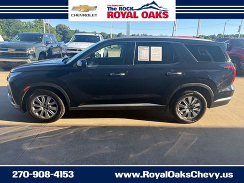 Used 2024 Hyundai Palisade SEL AWD/4WD image 3