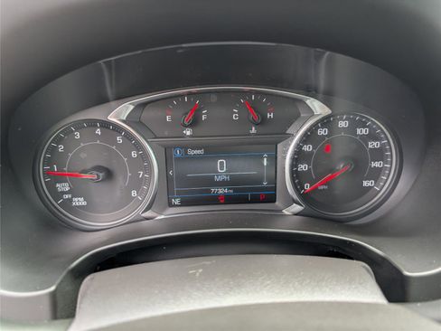 Used 2024 GMC Terrain SLE FWD image 20