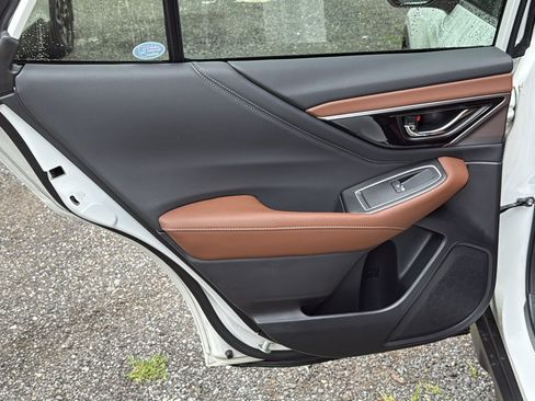 Used 2022 Subaru Outback Touring AWD/4WD image 21