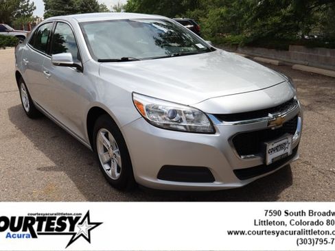 Used 2016 Chevrolet Malibu LT FWD image 8