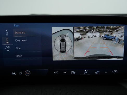 New 2026 Buick Enclave Preferred w/ LPO, Floor Liner Package image 37