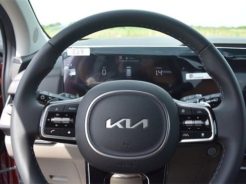 New 2026 Kia Carnival EX image 29