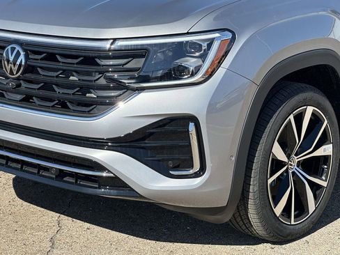 New 2026 Volkswagen Atlas Cross Sport SEL Premium R-Line AWD/4WD image 7
