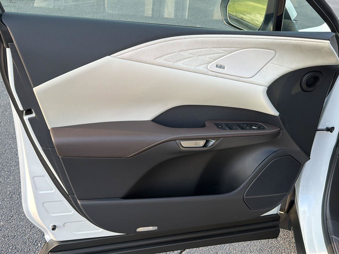 New 2026 Lexus RX 350 FWD image 17