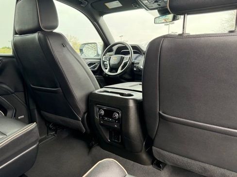 Used 2023 Chevrolet Suburban Premier AWD/4WD image 13