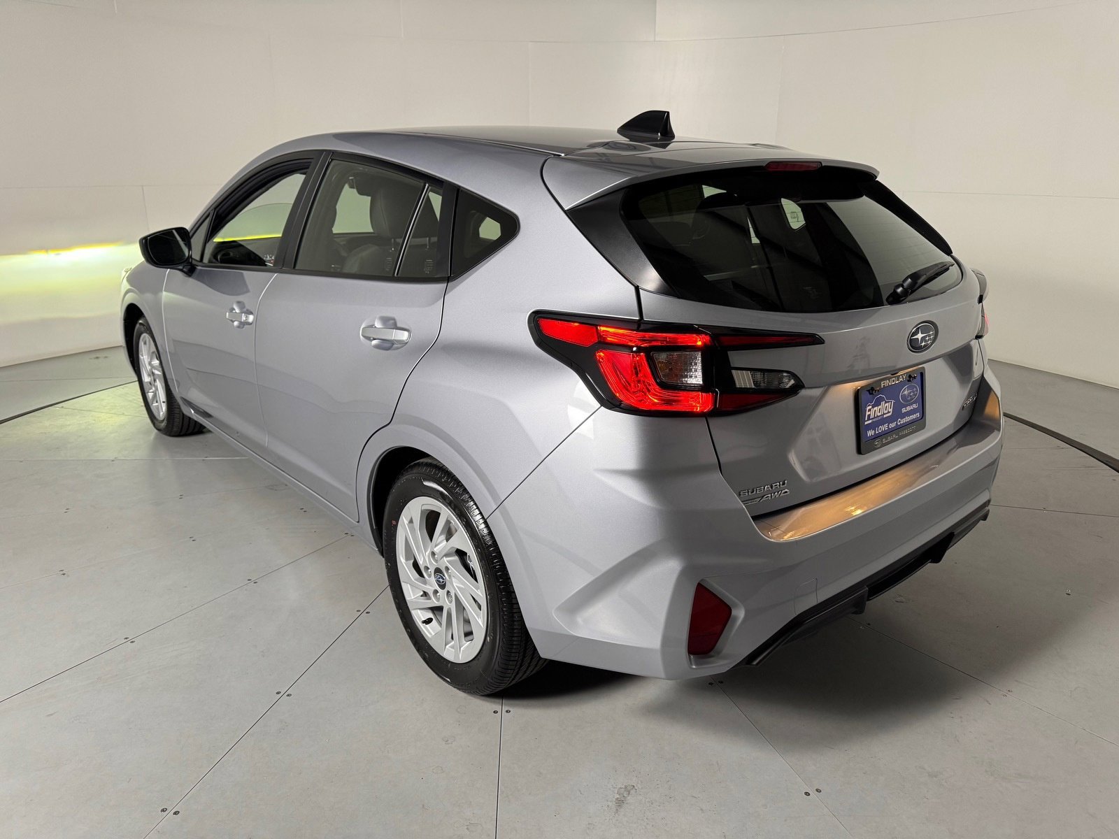 Used 2025 Subaru Impreza 2.0i w/ Popular Package #1A AWD/4WD image 3