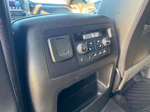 Used 2018 GMC Yukon XL Denali w/ Open Road Package image 32