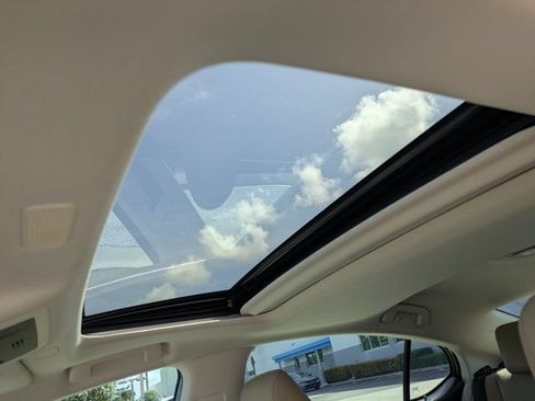 Used 2019 Lexus ES 350 w/ Premium Package FWD image 21