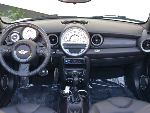 Used 2013 MINI Cooper S FWD image 16