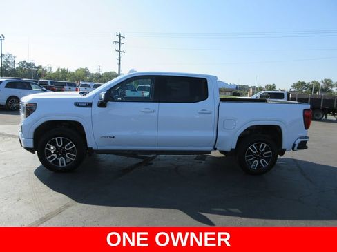 Certified 2025 GMC Sierra 1500 AT4 w/ AT4 Premium Package AWD/4WD image 11