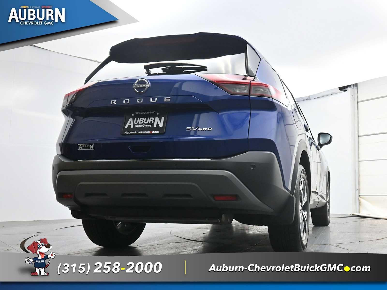 Used 2023 Nissan Rogue SV AWD/4WD image 25
