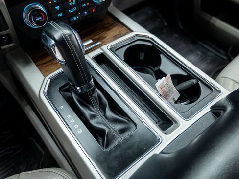 Used 2018 Ford F150 Lariat w/ Equipment Group 502A Luxury AWD/4WD image 46