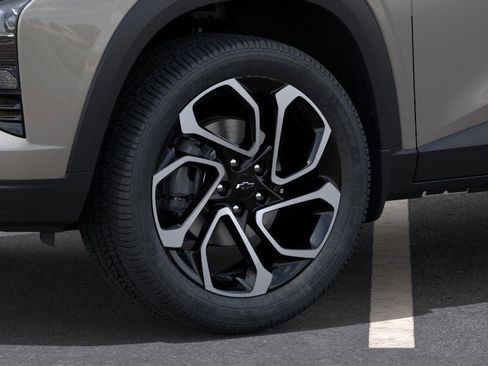 New 2026 Chevrolet Trax RS w/ Sunroof Package FWD image 9