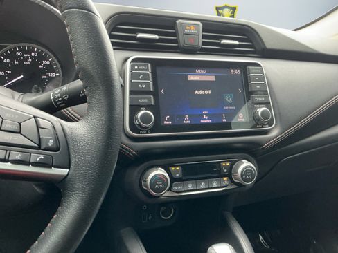 Used 2020 Nissan Versa SR w/ Convenience Package image 12