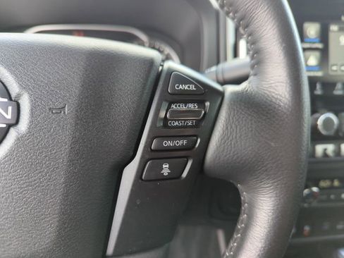 Used 2025 Nissan Frontier SV w/ SV Convenience Package image 41