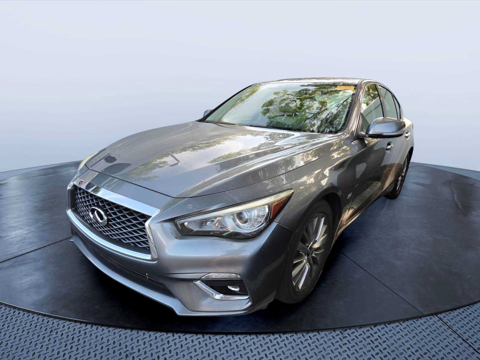 Used 2020 INFINITI Q50 Luxe w/ All Weather Package AWD/4WD image 3
