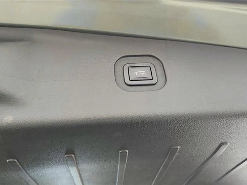 Used 2015 Chevrolet Equinox LTZ AWD/4WD image 35