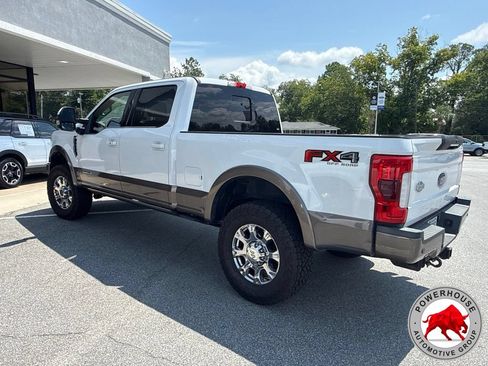 Used 2019 Ford F250 King Ranch w/ King Ranch Ultimate Package AWD/4WD image 8