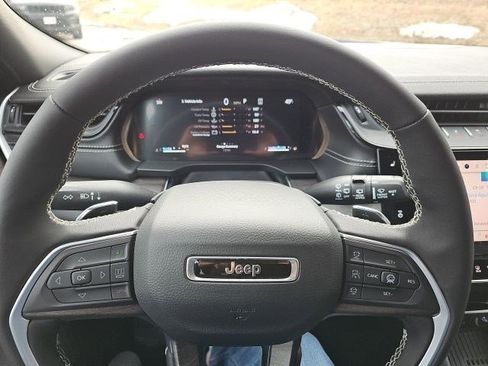 New 2026 Jeep Grand Cherokee L 4WD image 19