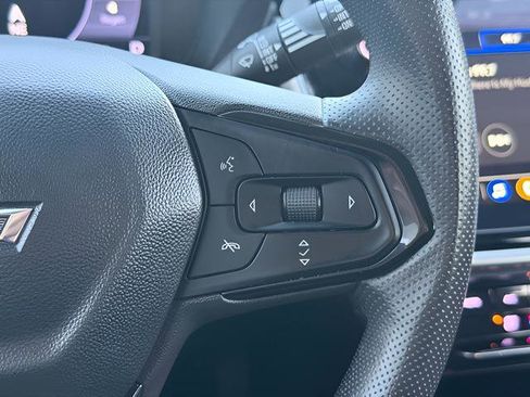 Used 2023 Chevrolet Bolt EUV LT image 12