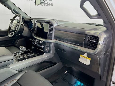 New 2025 Ford F150 Lariat w/ Equipment Group 502A High image 29