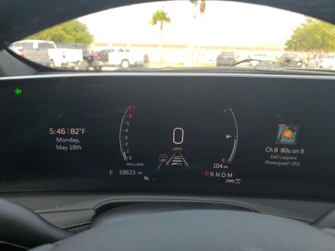 Used 2024 Cadillac XT4 Premium Luxury image 33