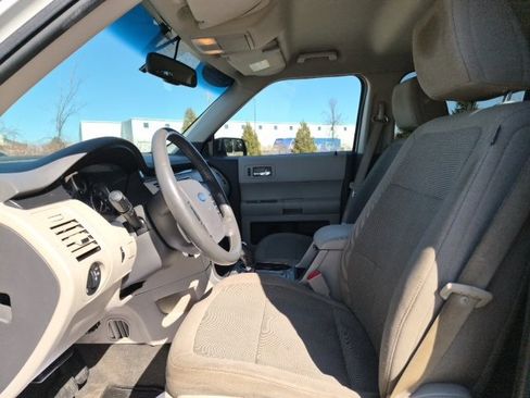 Used 2010 Ford Flex SE image 14