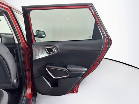 Used 2022 Kia Soul LX w/ Technology Package FWD image 28