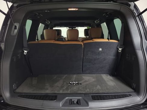 Certified 2023 INFINITI QX80 Sensory w/ Cargo Package AWD/4WD image 8