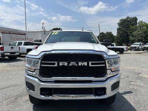 Used 2020 RAM 2500 Tradesman w/ Chrome Appearance Group AWD/4WD image 3